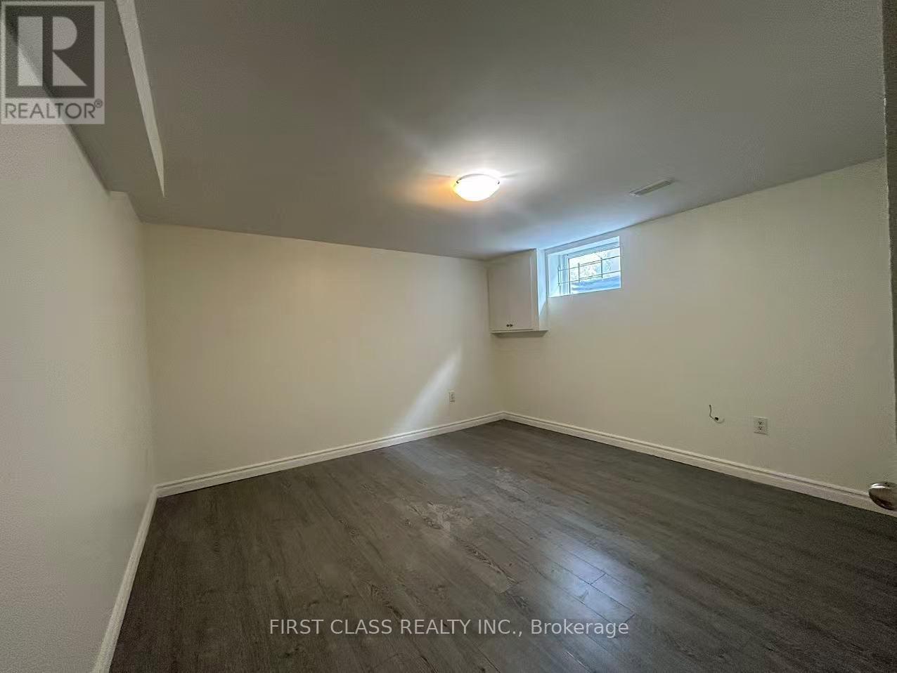448 Elmwood Avenue, Richmond Hill, Ontario  L4C 1M4 - Photo 12 - N13712430