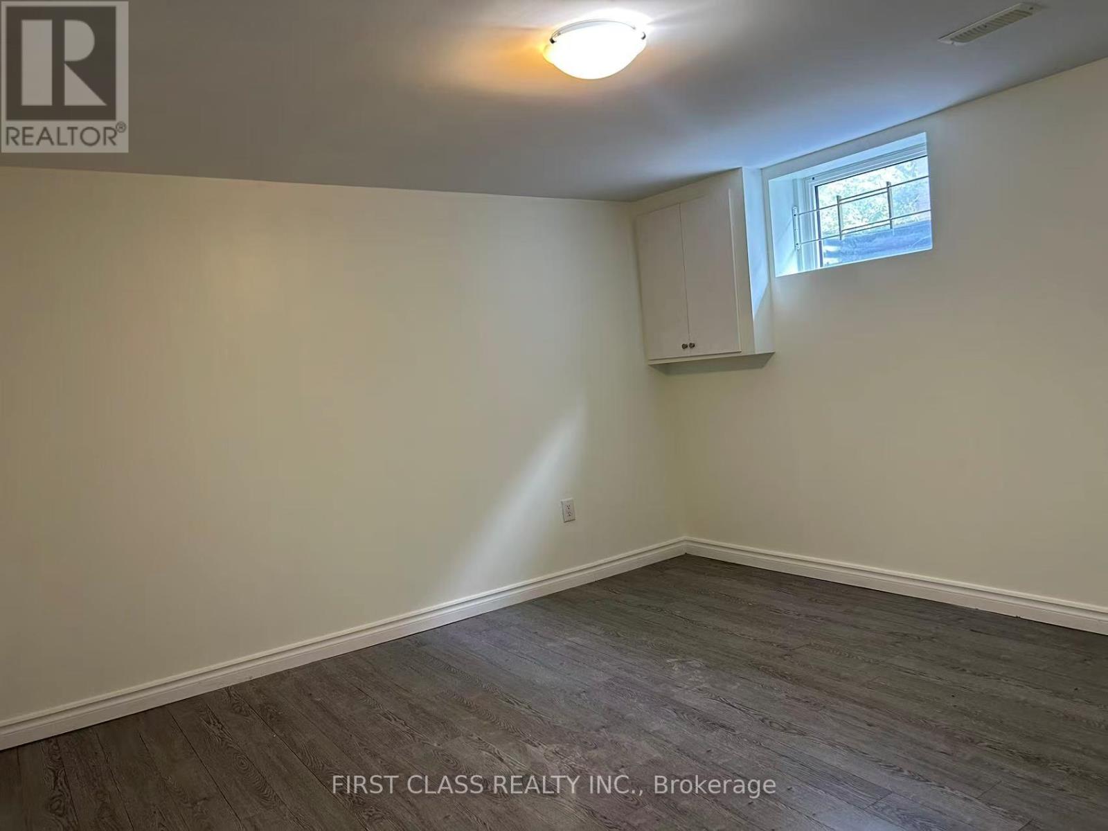 448 Elmwood Avenue, Richmond Hill, Ontario  L4C 1M4 - Photo 16 - N13712430