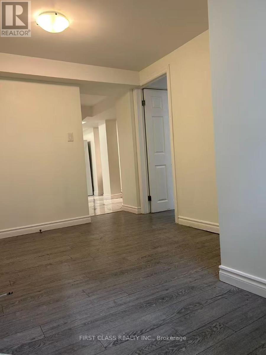 448 Elmwood Avenue, Richmond Hill, Ontario  L4C 1M4 - Photo 20 - N13712430