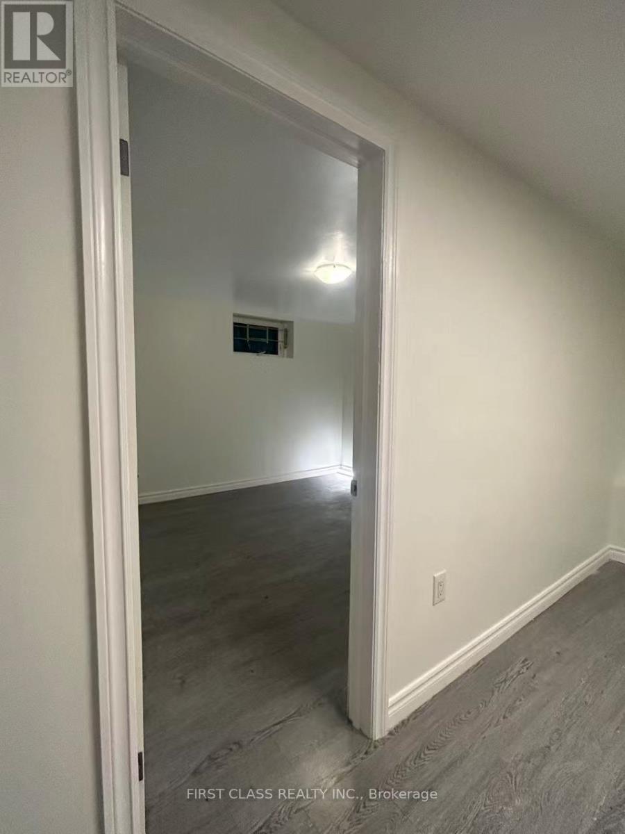 448 Elmwood Avenue, Richmond Hill, Ontario  L4C 1M4 - Photo 35 - N13712430