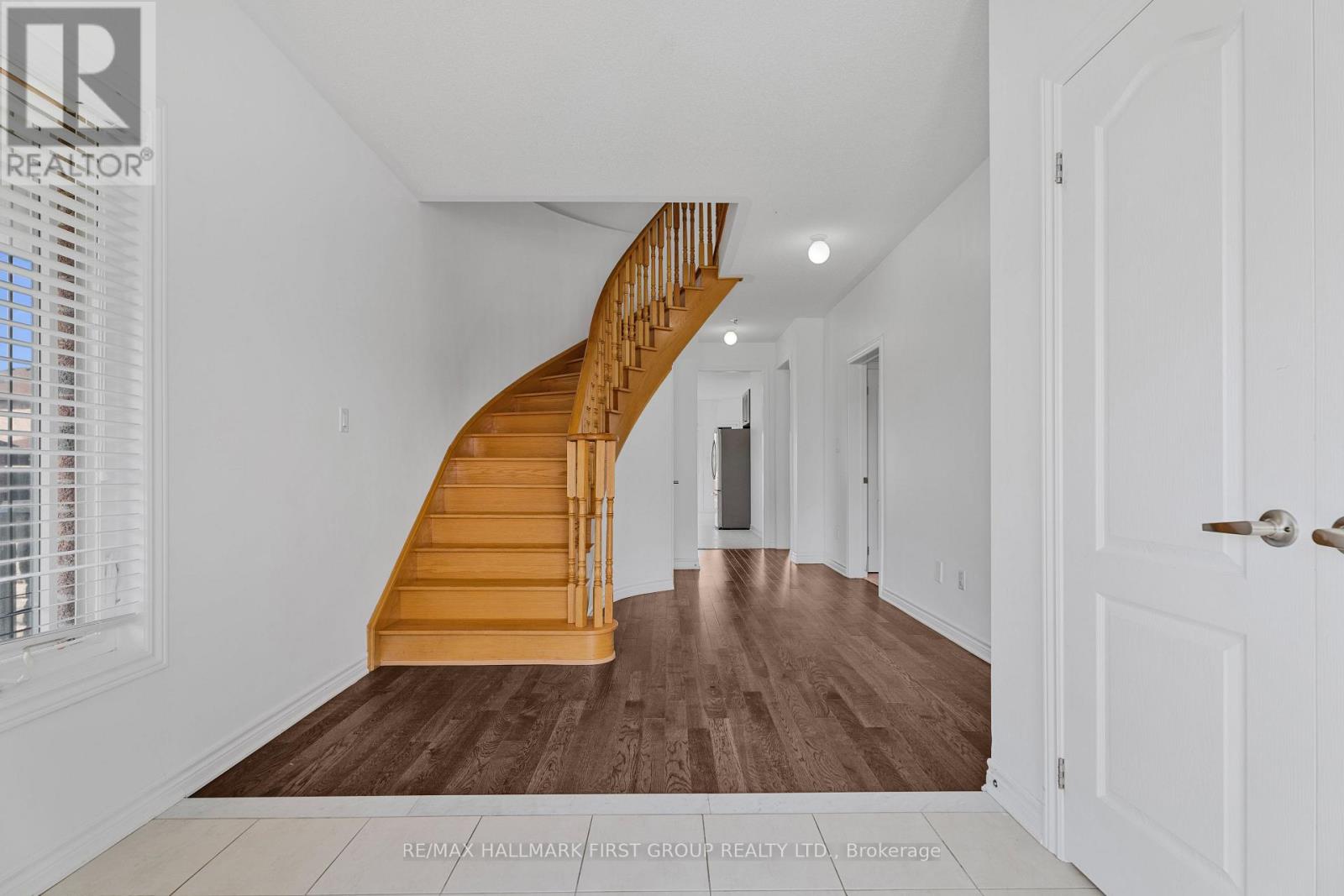 2 Foster Hewitt Street, Brock, Ontario  L0K 1A0 - Photo 4 - N13712432