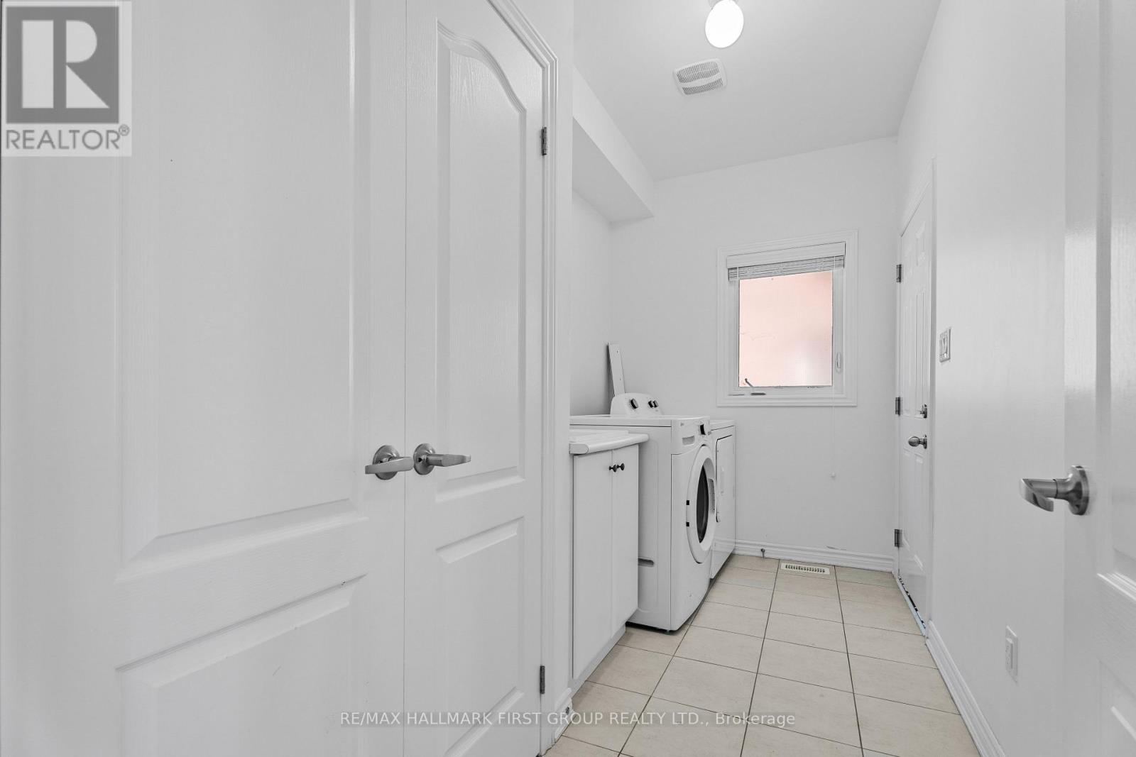 2 Foster Hewitt Street, Brock, Ontario  L0K 1A0 - Photo 6 - N13712432