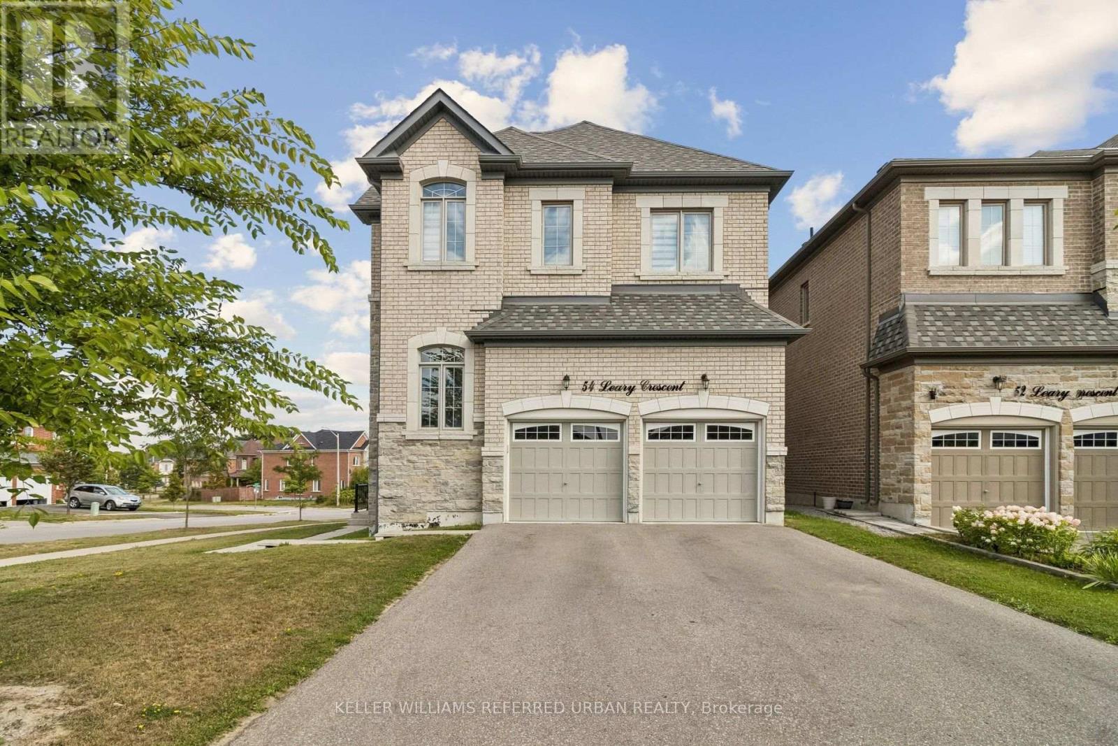 54 LEARY CRESCENT, Richmond Hill, Ontario