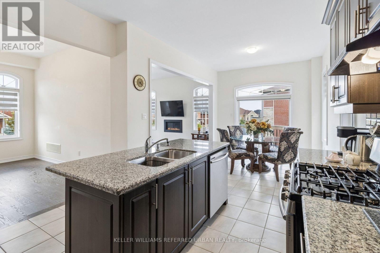 54 Leary Crescent, Richmond Hill, Ontario  L4S 0G7 - Photo 13 - N13712436