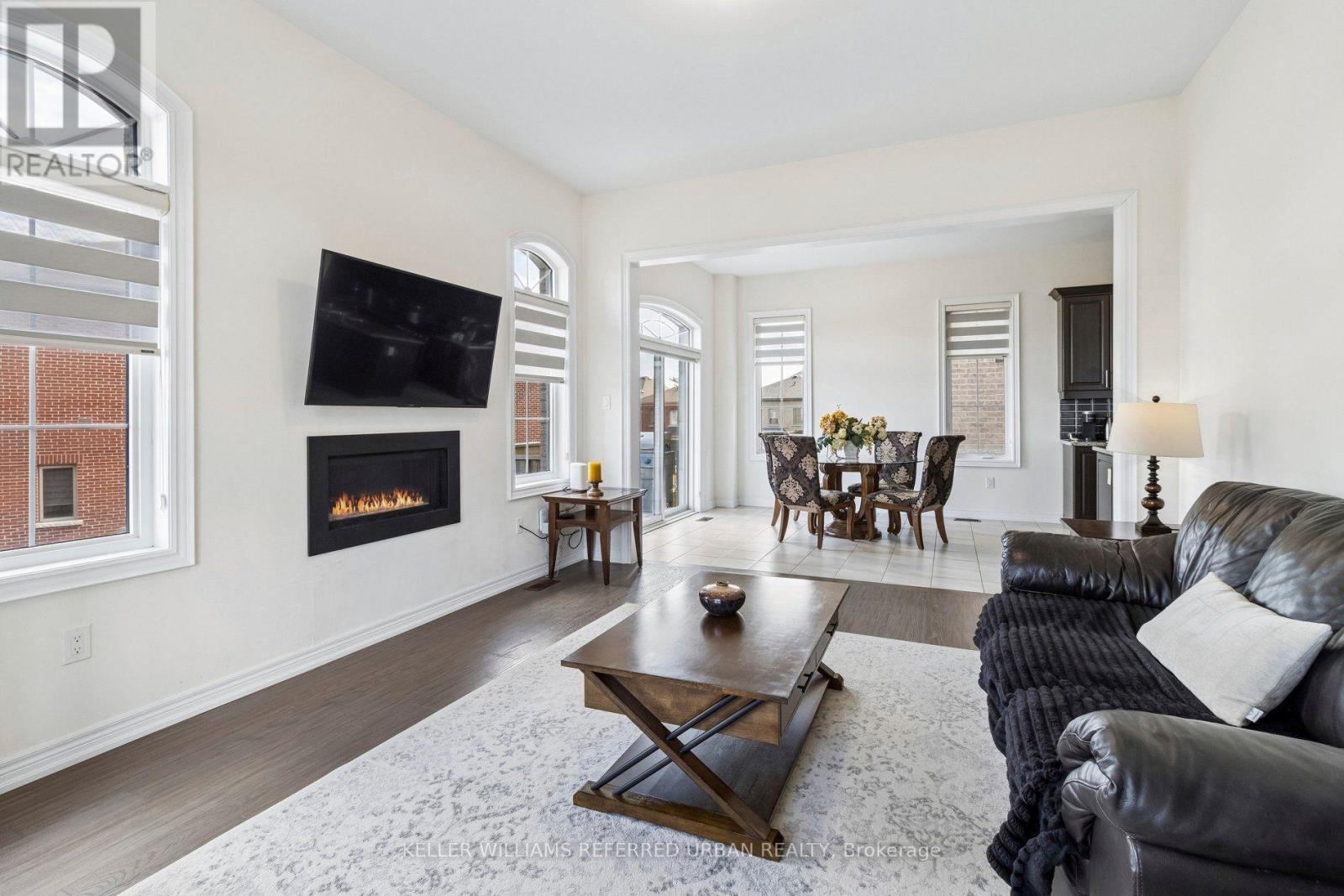 54 Leary Crescent, Richmond Hill, Ontario  L4S 0G7 - Photo 9 - N13712436