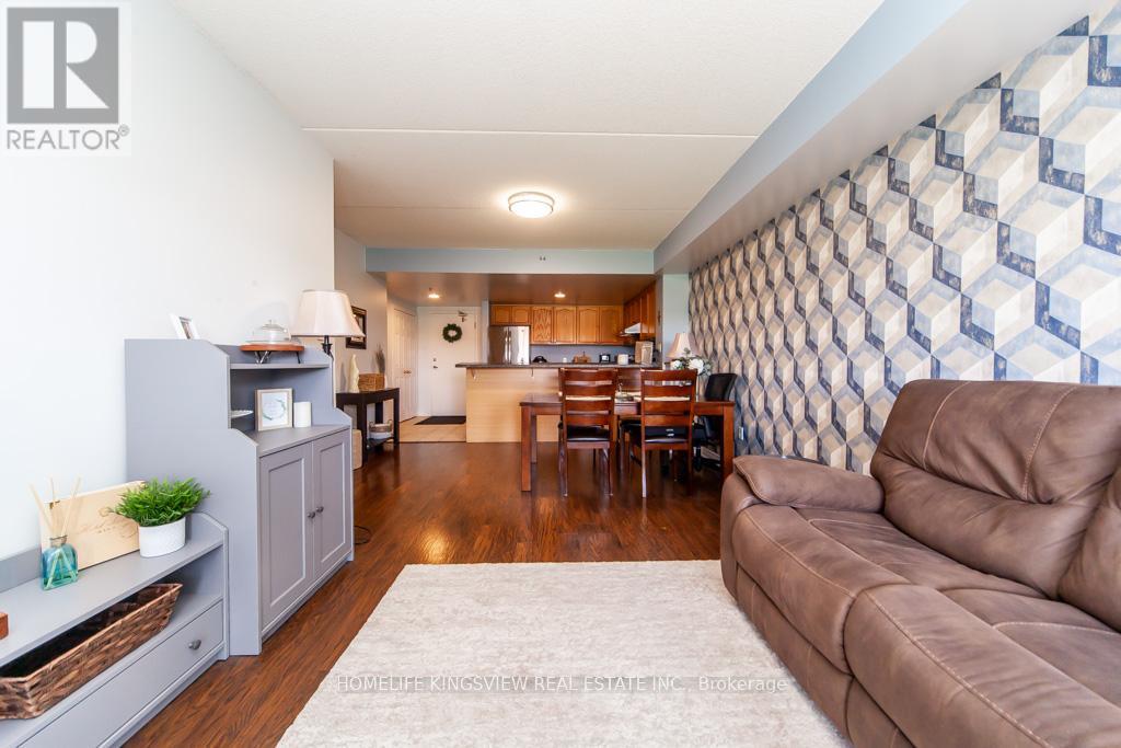 301 - 7428 Markham Road, Markham, Ontario  L3S 4V6 - Photo 7 - N13712464