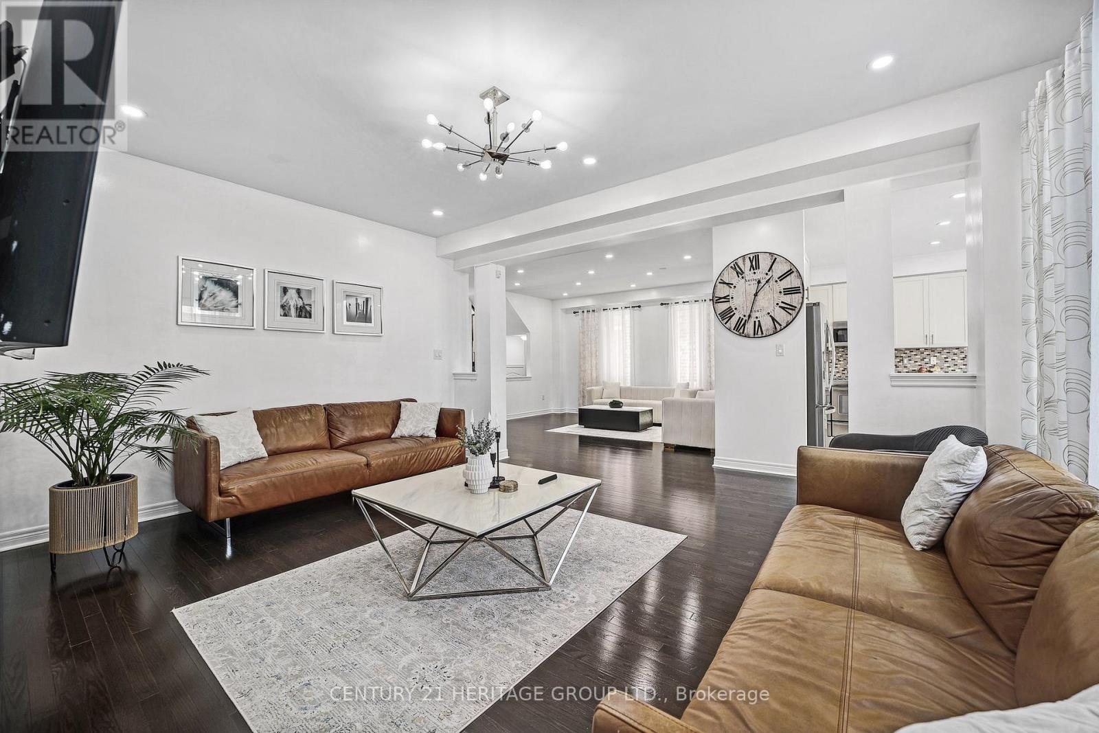 32 Amberwing Landing, Bradford West Gwillimbury, Ontario  L3Z 0H9 - Photo 8 - N13618238