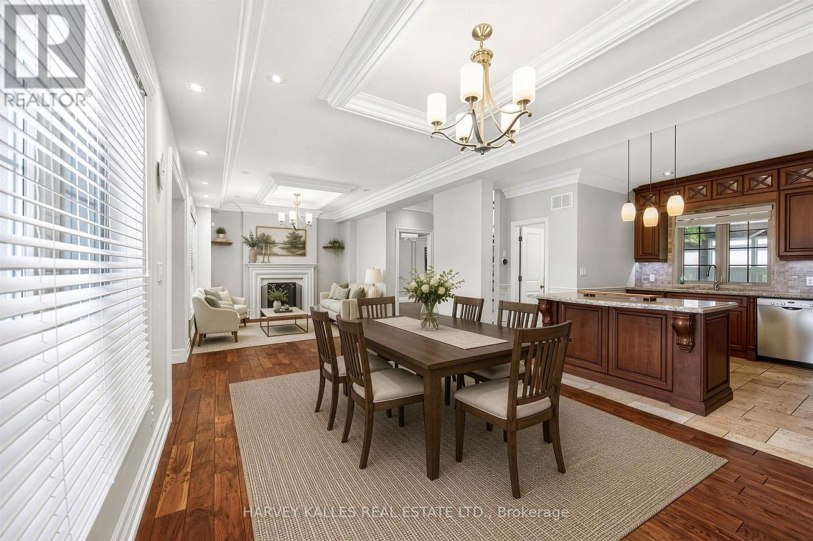 17 Lockheed Boulevard, Toronto, Ontario  M9P 2H5 - Photo 6 - W13712462
