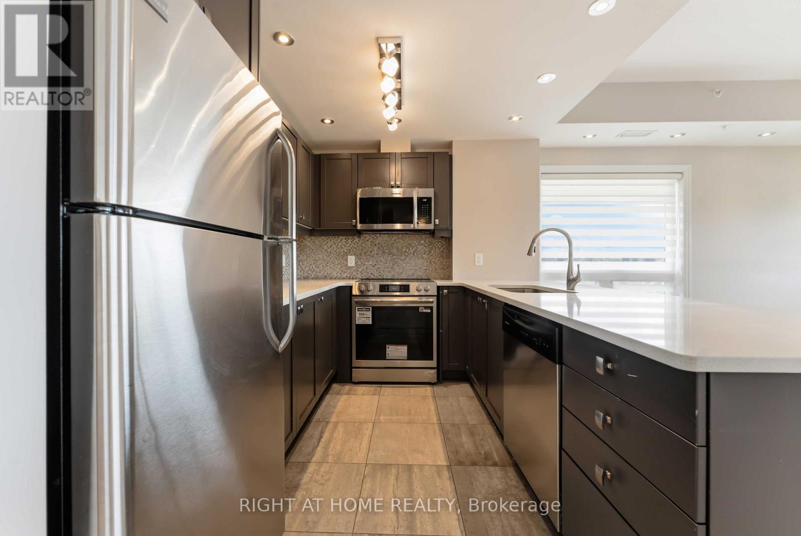 405 - 200 Winterfell Private, Ottawa, Ontario  K1G 4J1 - Photo 12 - X13707212