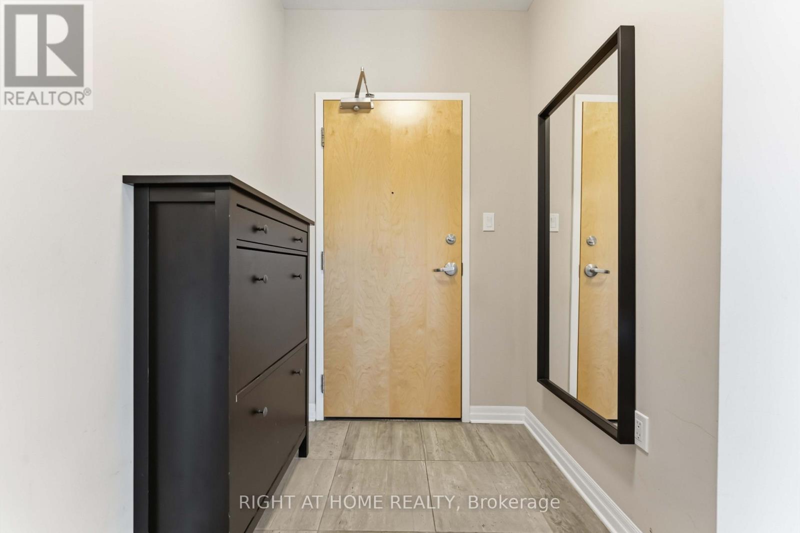 405 - 200 Winterfell Private, Ottawa, Ontario  K1G 4J1 - Photo 5 - X13707212
