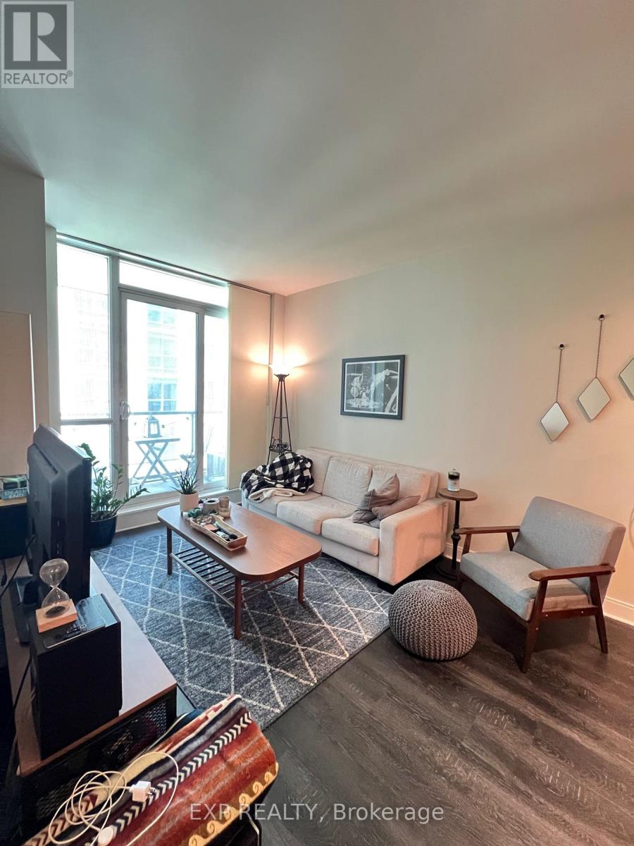 702 - 38 The Esplanade, Toronto, Ontario  M5E 1A5 - Photo 10 - C13712468