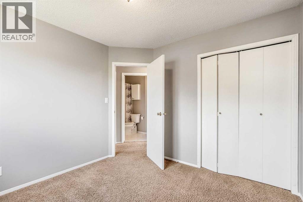 194 Mt Blakiston Road W, Lethbridge, Alberta T1K 6M5 - Photo 17 - A2331364