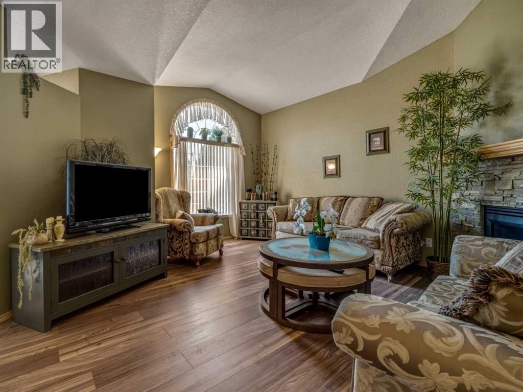 66 Heritage Road W, Lethbridge, Alberta T1K 6T8 - Photo 10 - A2339435