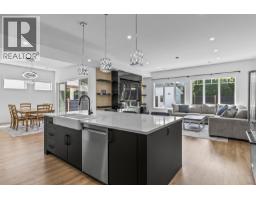 693 Balsam Road, Kelowna, British Columbia  V1W 1C1 - Photo 7 - 10393848