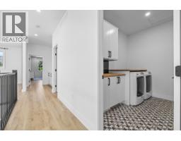 693 Balsam Road, Kelowna, British Columbia  V1W 1C1 - Photo 33 - 10393848
