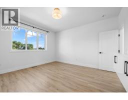 693 Balsam Road, Kelowna, British Columbia  V1W 1C1 - Photo 35 - 10393848