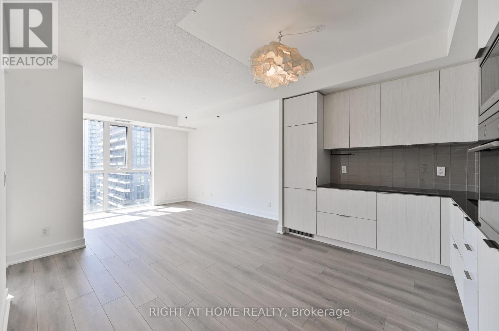 3506 - 318 Richmond Street W, Toronto, Ontario  M5V 0B4 - Photo 2 - C13712472