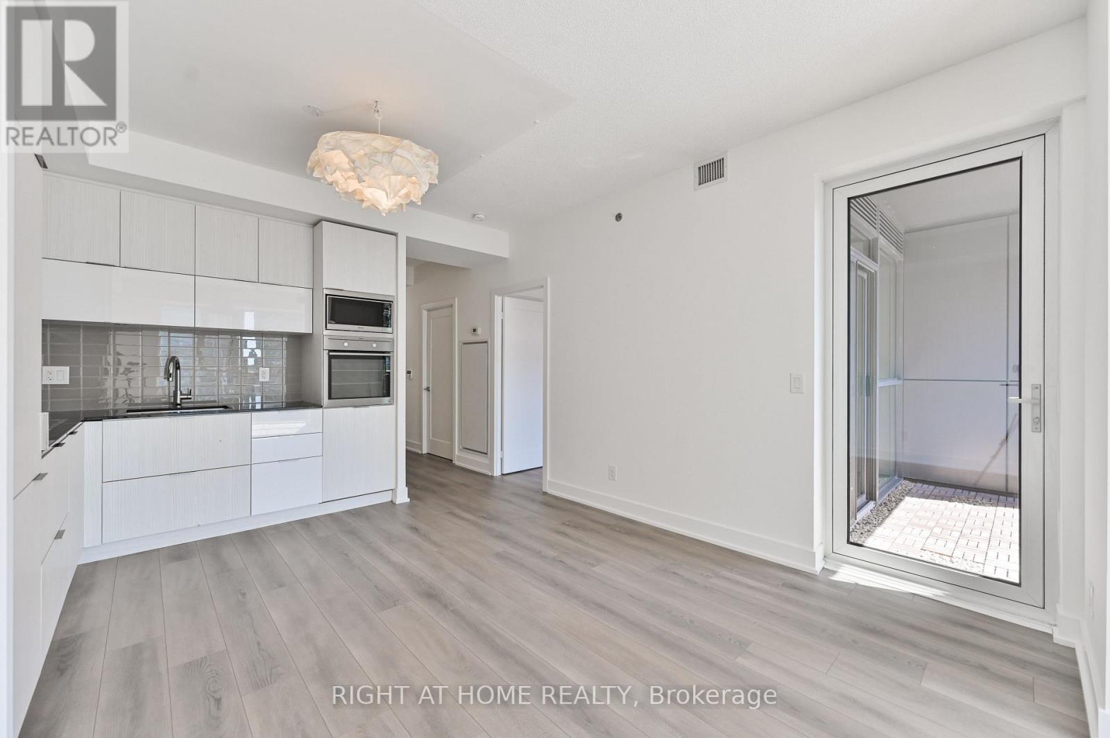 3506 - 318 Richmond Street W, Toronto, Ontario  M5V 0B4 - Photo 5 - C13712472