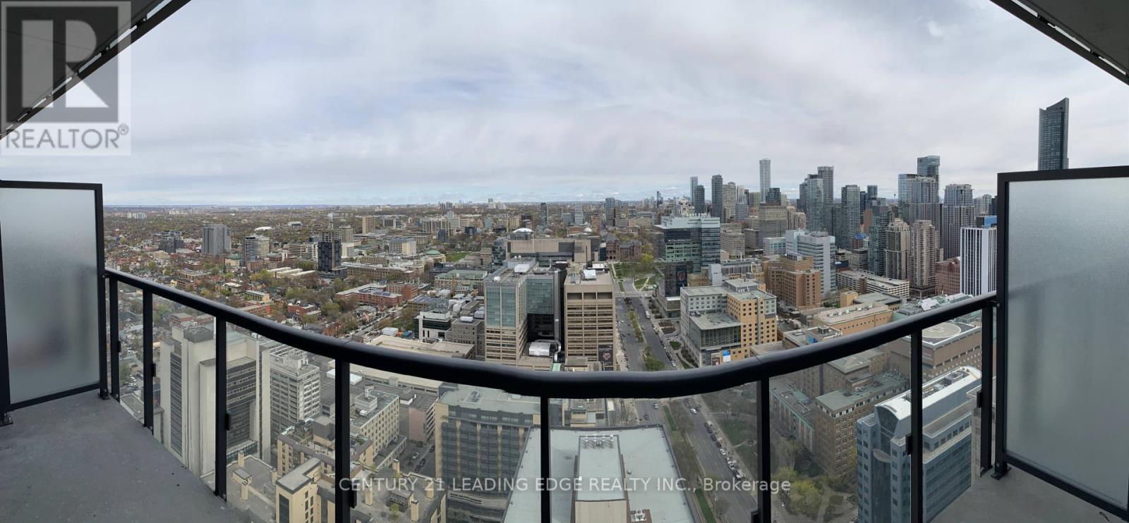 3301 - 488 UNIVERSITY AVENUE, Toronto, Ontario