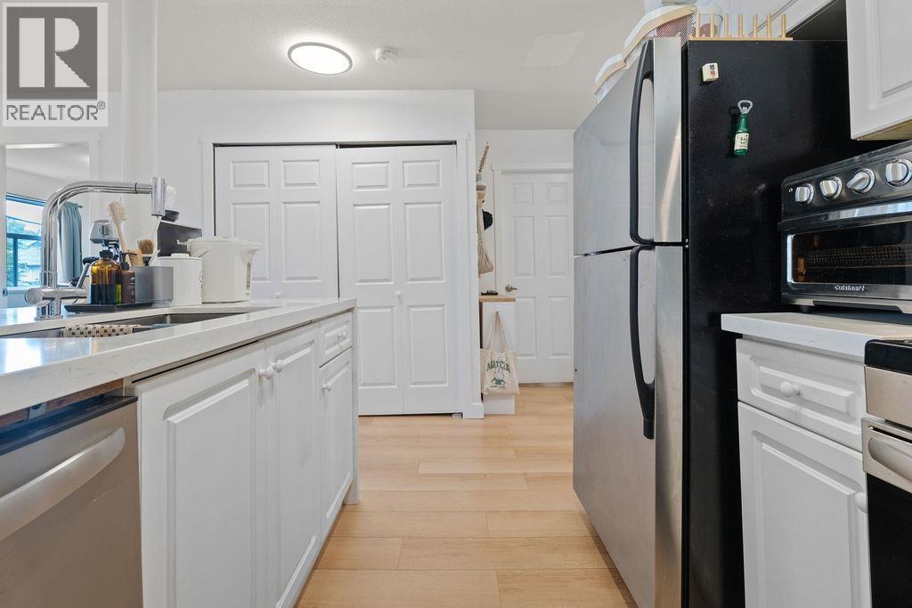 211 3628 Rae Avenue, Vancouver, British Columbia  V5R 2P5 - Photo 6 - R3158925