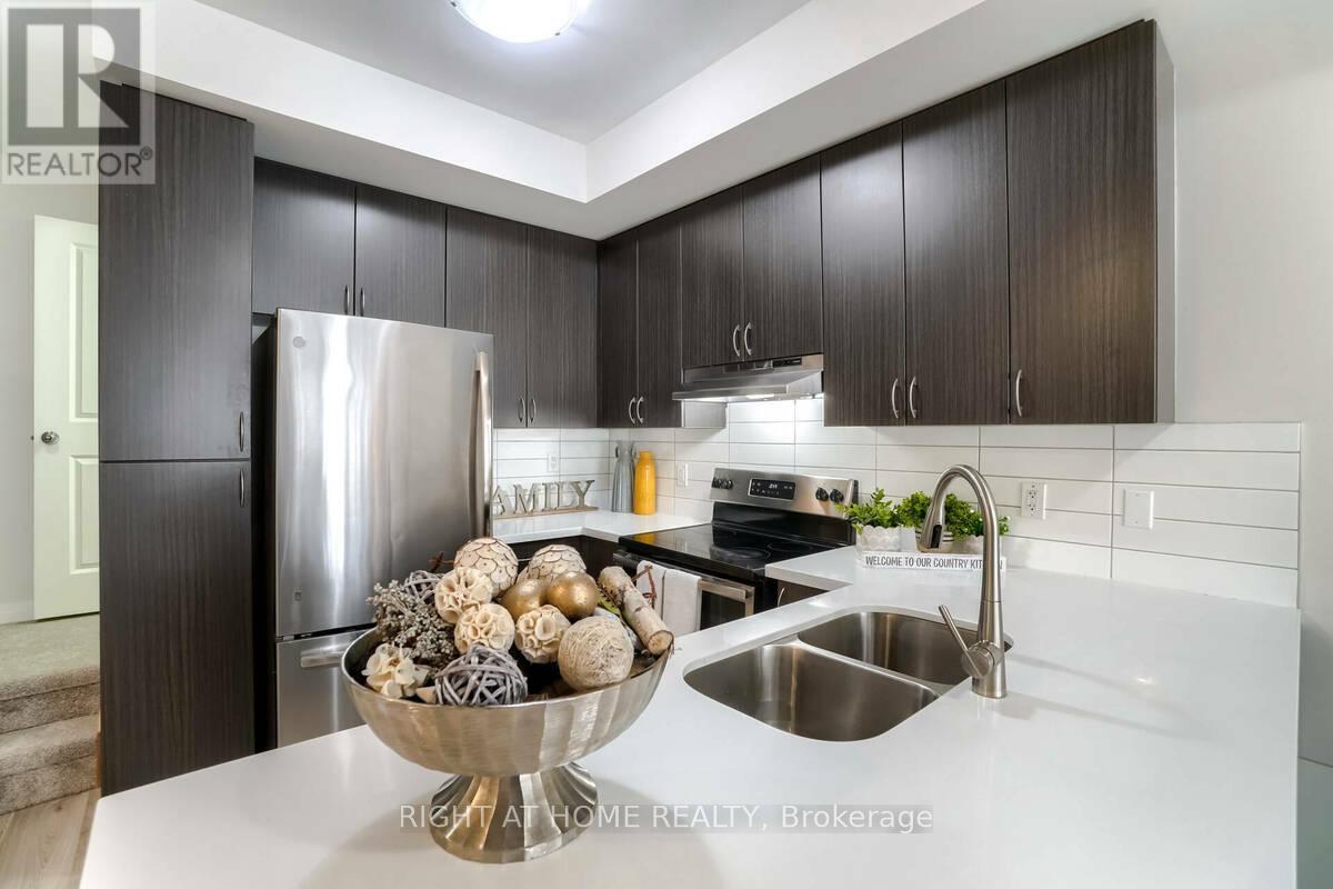 3 - 2285 Mcnab Lane, Mississauga, Ontario  L5J 0B3 - Photo 13 - W13712490
