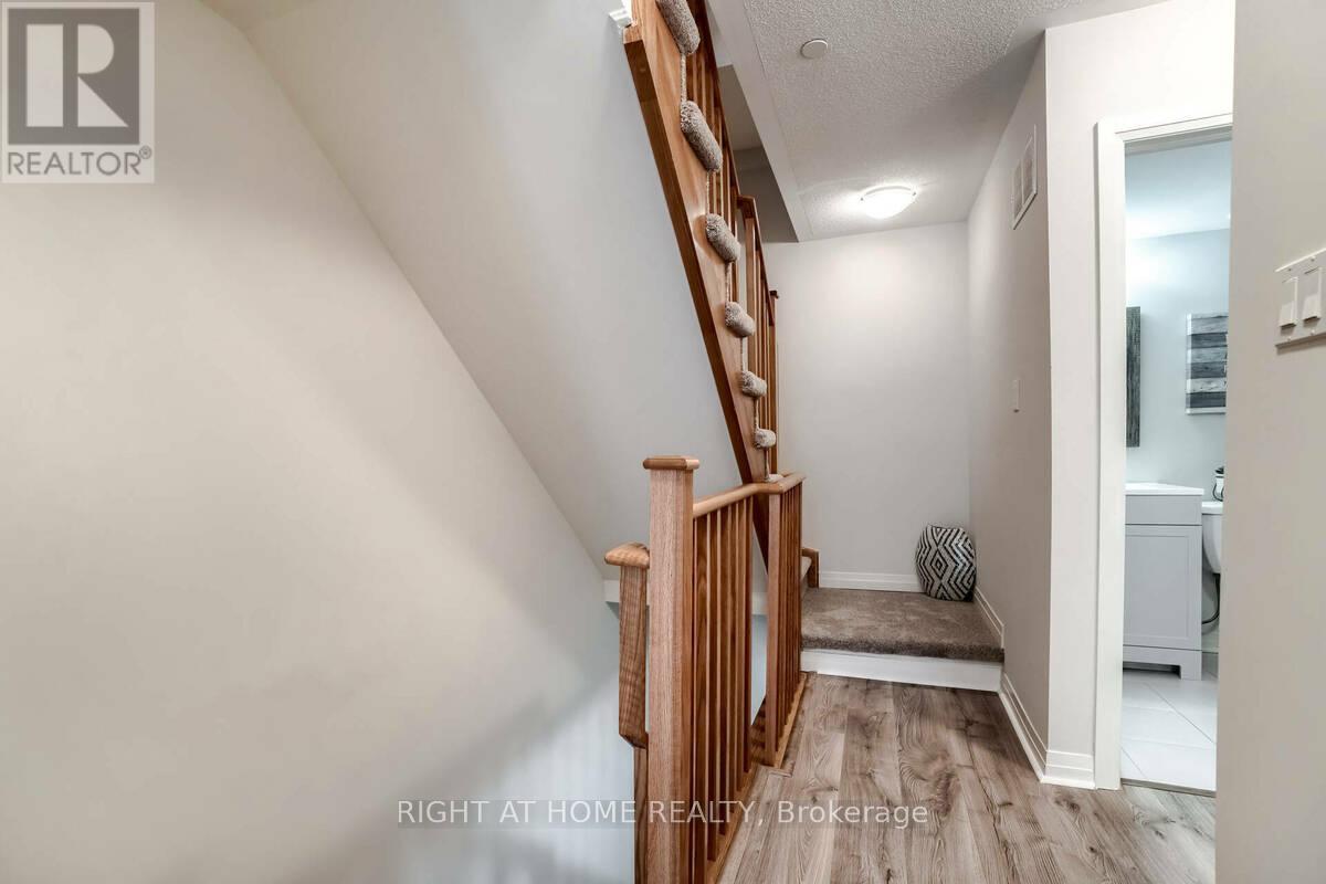 3 - 2285 Mcnab Lane, Mississauga, Ontario  L5J 0B3 - Photo 17 - W13712490