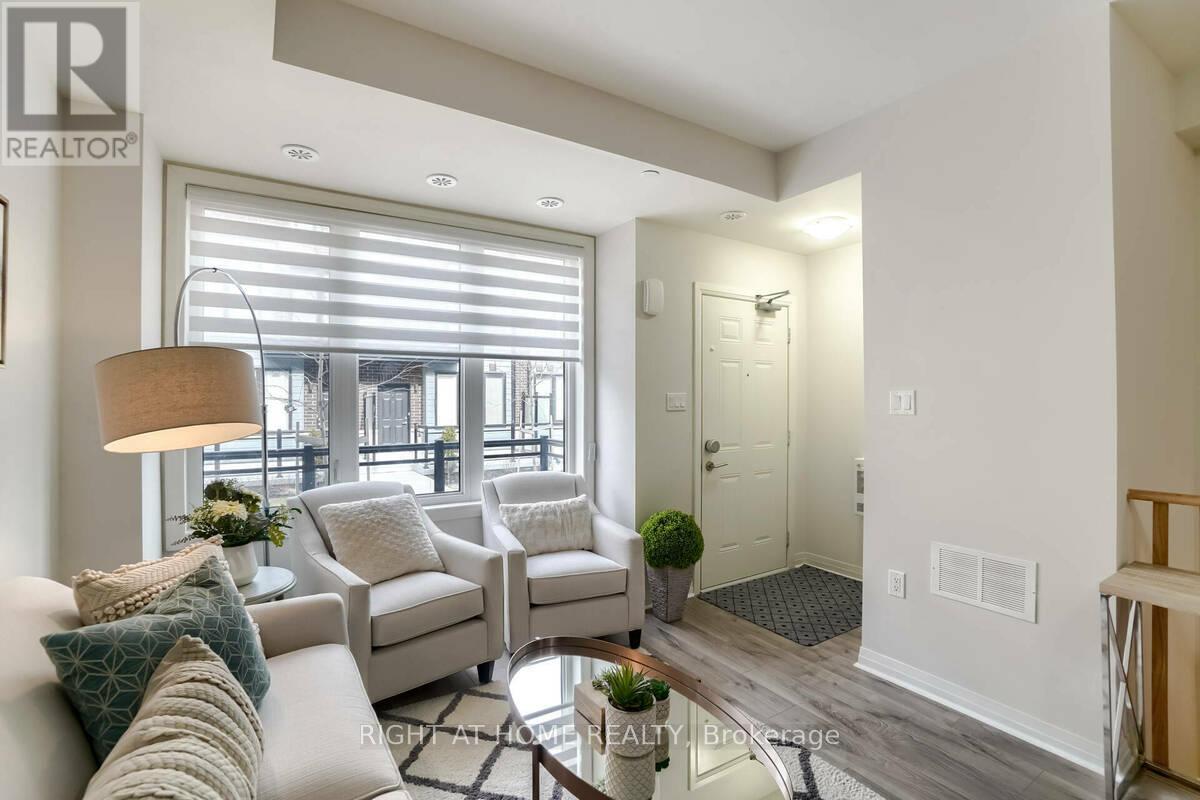3 - 2285 Mcnab Lane, Mississauga, Ontario  L5J 0B3 - Photo 6 - W13712490
