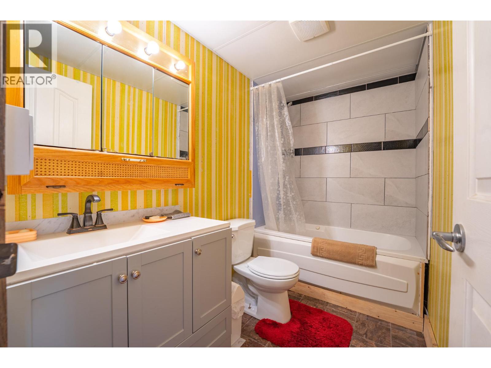 4956 Burns Avenue, Canal Flats, British Columbia V0B 1B0 - Photo 18 - 10397665