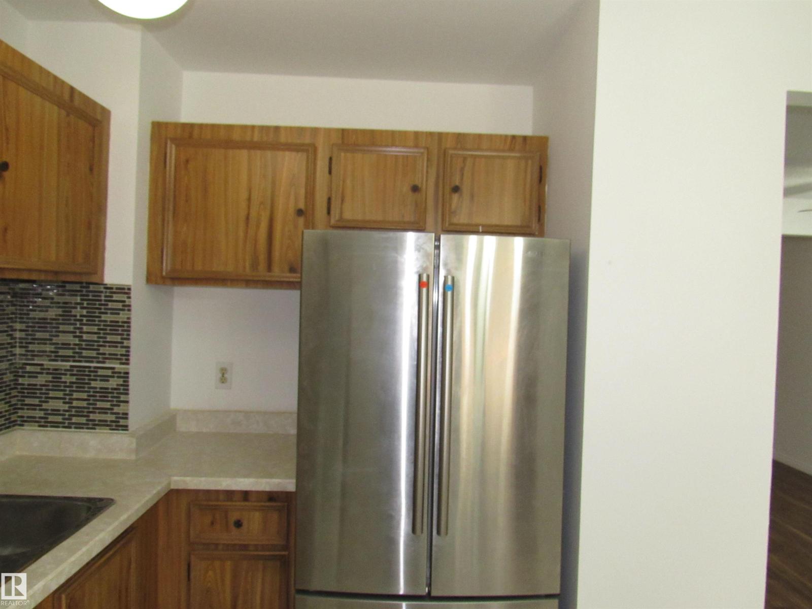 3259 139 Av Nw, Edmonton, Alberta T5Y 1T2 - Photo 9 - E4505317