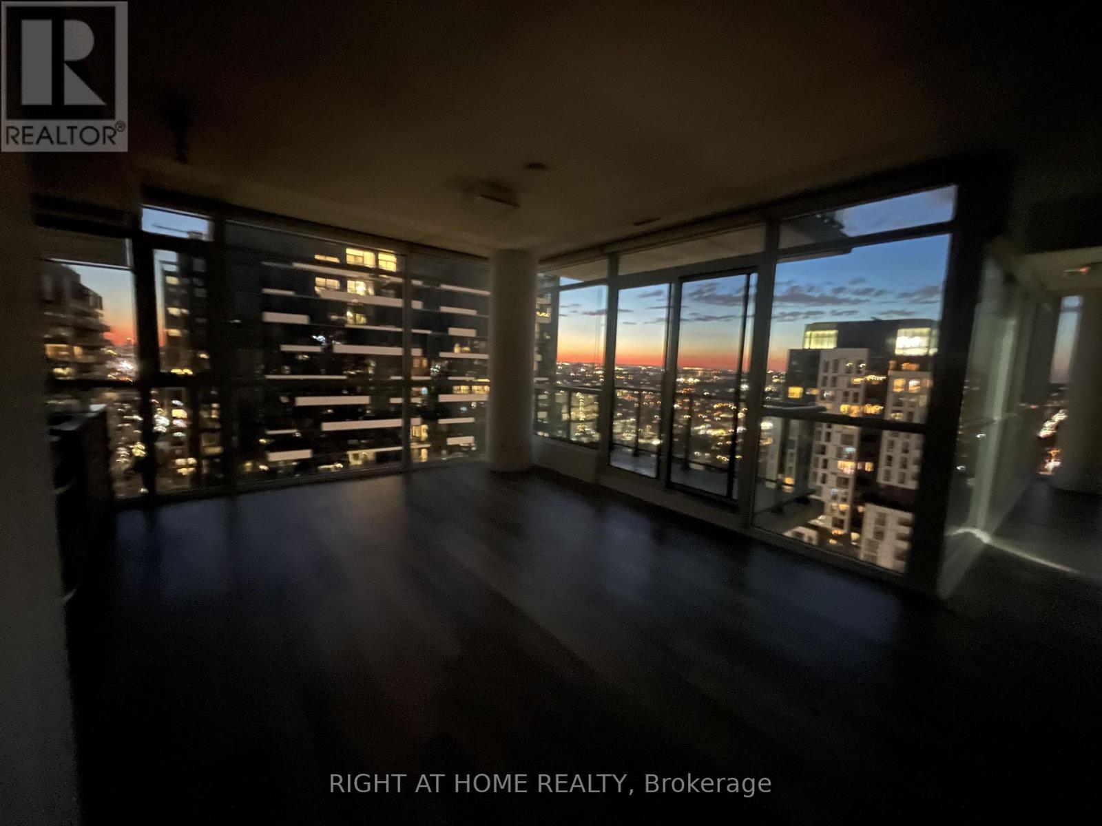 3904 - 290 Adelaide Street W, Toronto, Ontario  M5V 1P6 - Photo 12 - C13712512