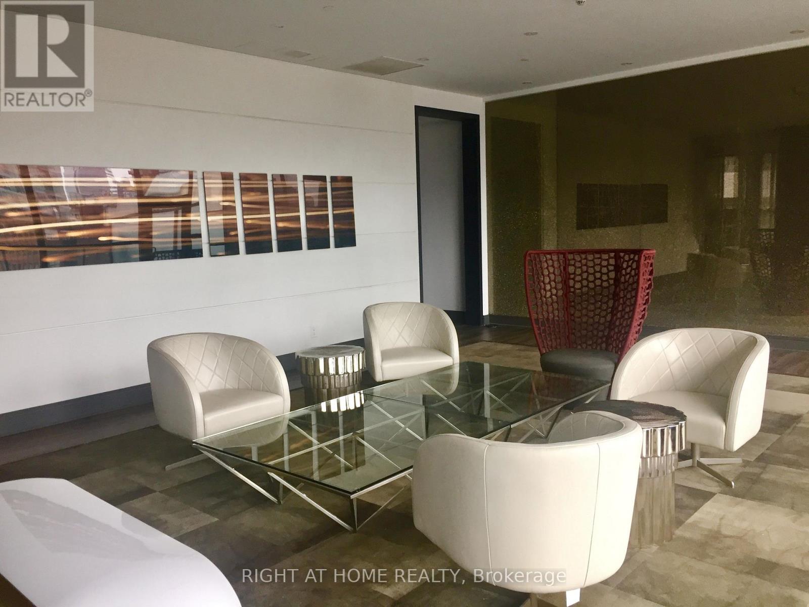 3904 - 290 Adelaide Street W, Toronto, Ontario  M5V 1P6 - Photo 19 - C13712512