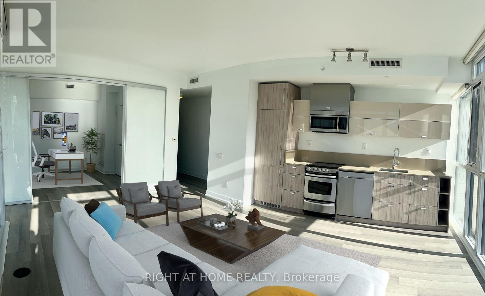 3904 - 290 Adelaide Street W, Toronto, Ontario  M5V 1P6 - Photo 3 - C13712512