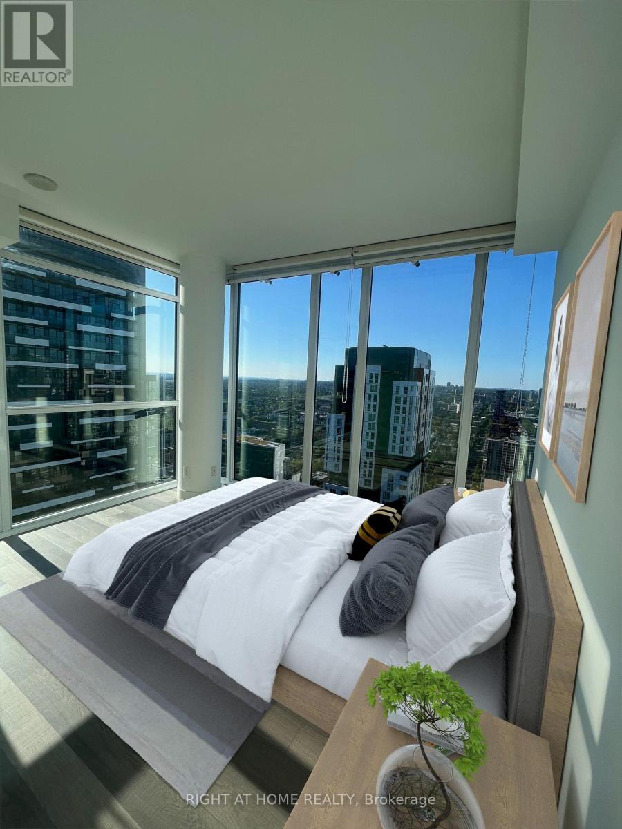 3904 - 290 Adelaide Street W, Toronto, Ontario  M5V 1P6 - Photo 6 - C13712512