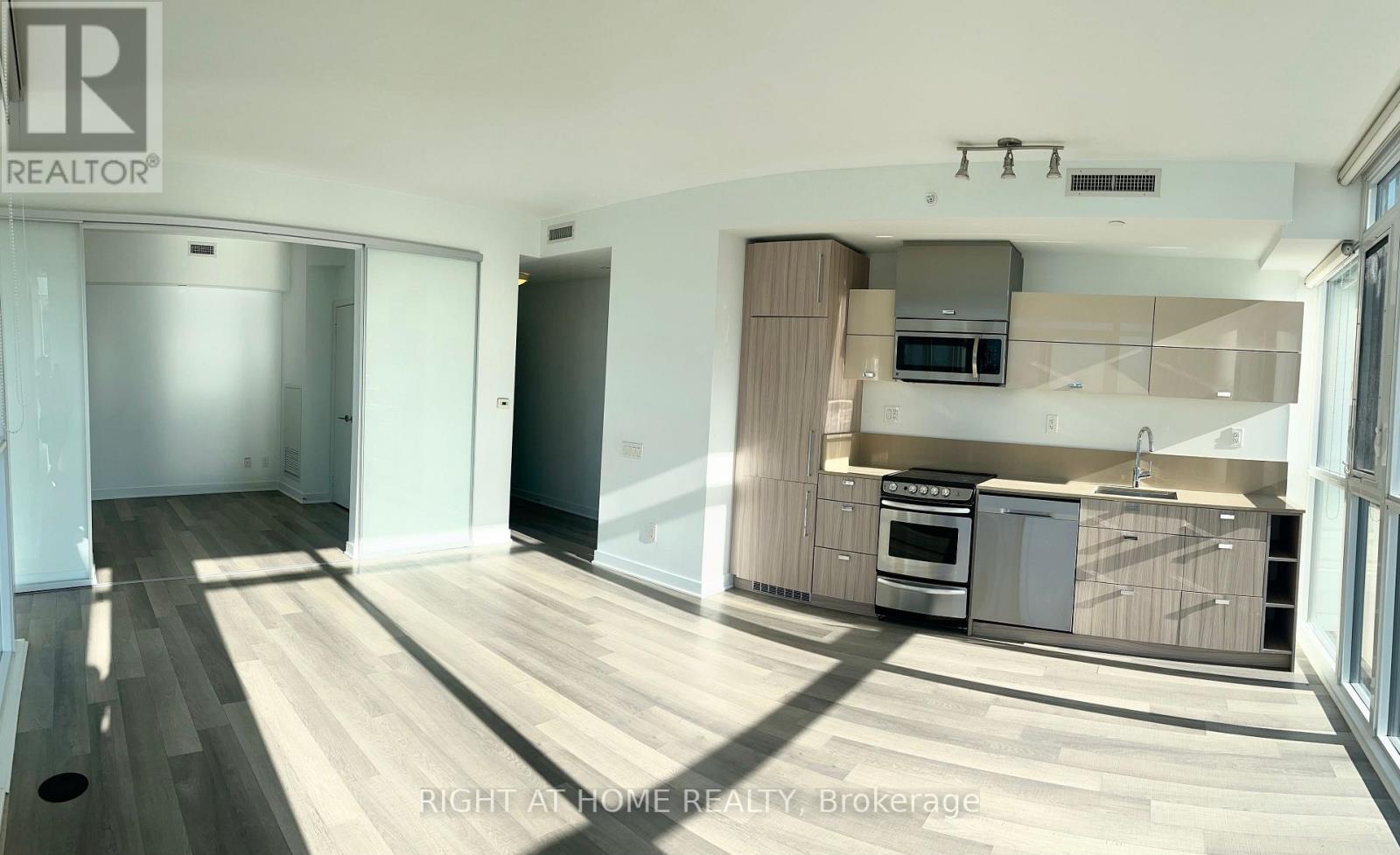 3904 - 290 Adelaide Street W, Toronto, Ontario  M5V 1P6 - Photo 9 - C13712512