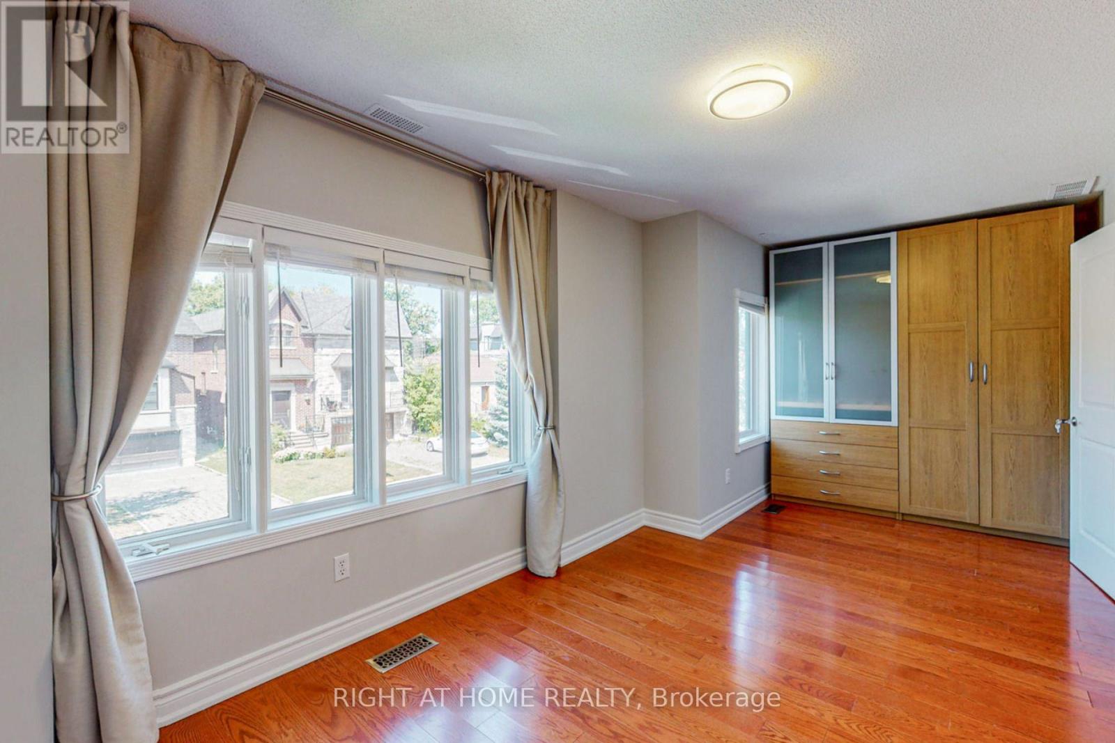 183 Cameron Avenue, Toronto, Ontario  M2N 1E6 - Photo 11 - C13712526