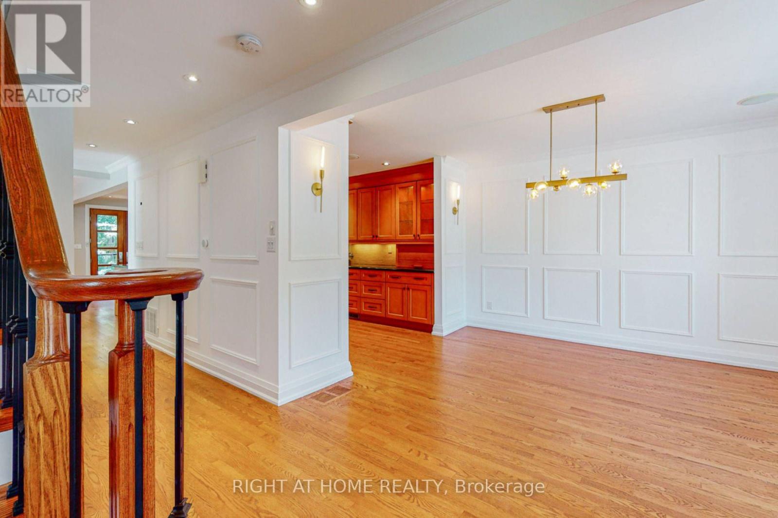 183 Cameron Avenue, Toronto, Ontario  M2N 1E6 - Photo 4 - C13712526