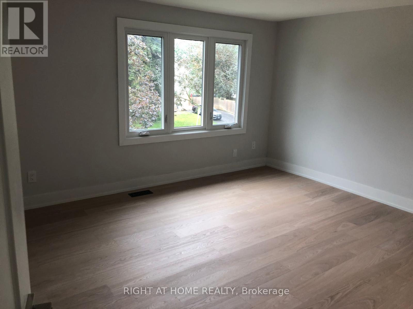 762 Hillcroft Street, Oshawa, Ontario  L1G 7H6 - Photo 4 - E13712506