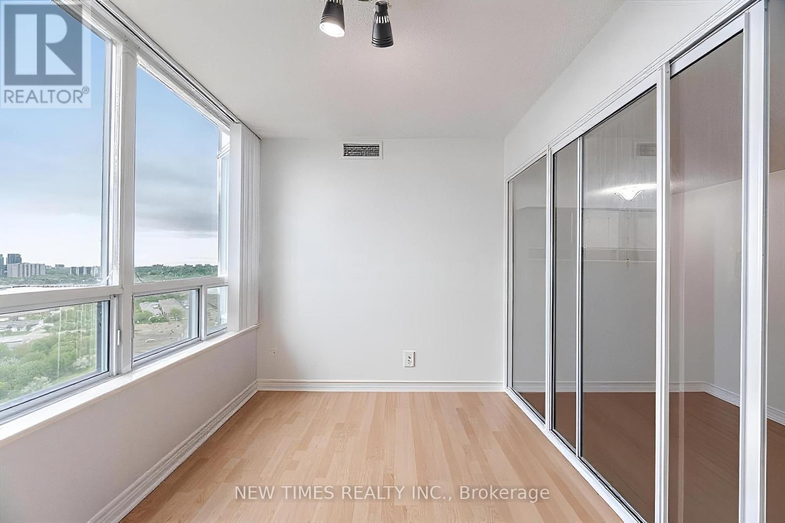 529 - 68 Corporate Drive, Toronto, Ontario  M1H 3H3 - Photo 4 - E13712534