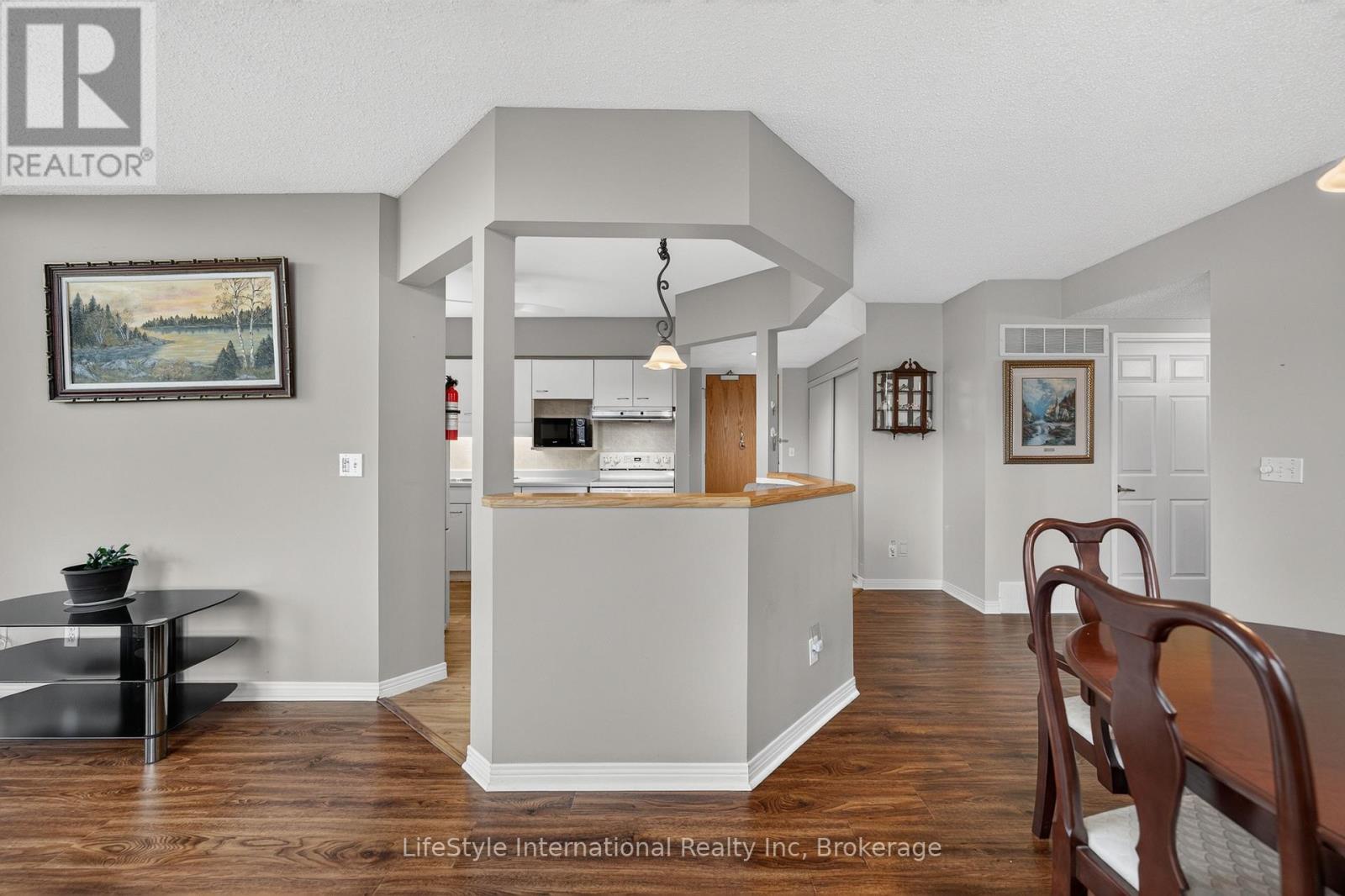 307 - 208 Silvercreek Parkway N, Guelph, Ontario  N1H 8H2 - Photo 4 - X13712530