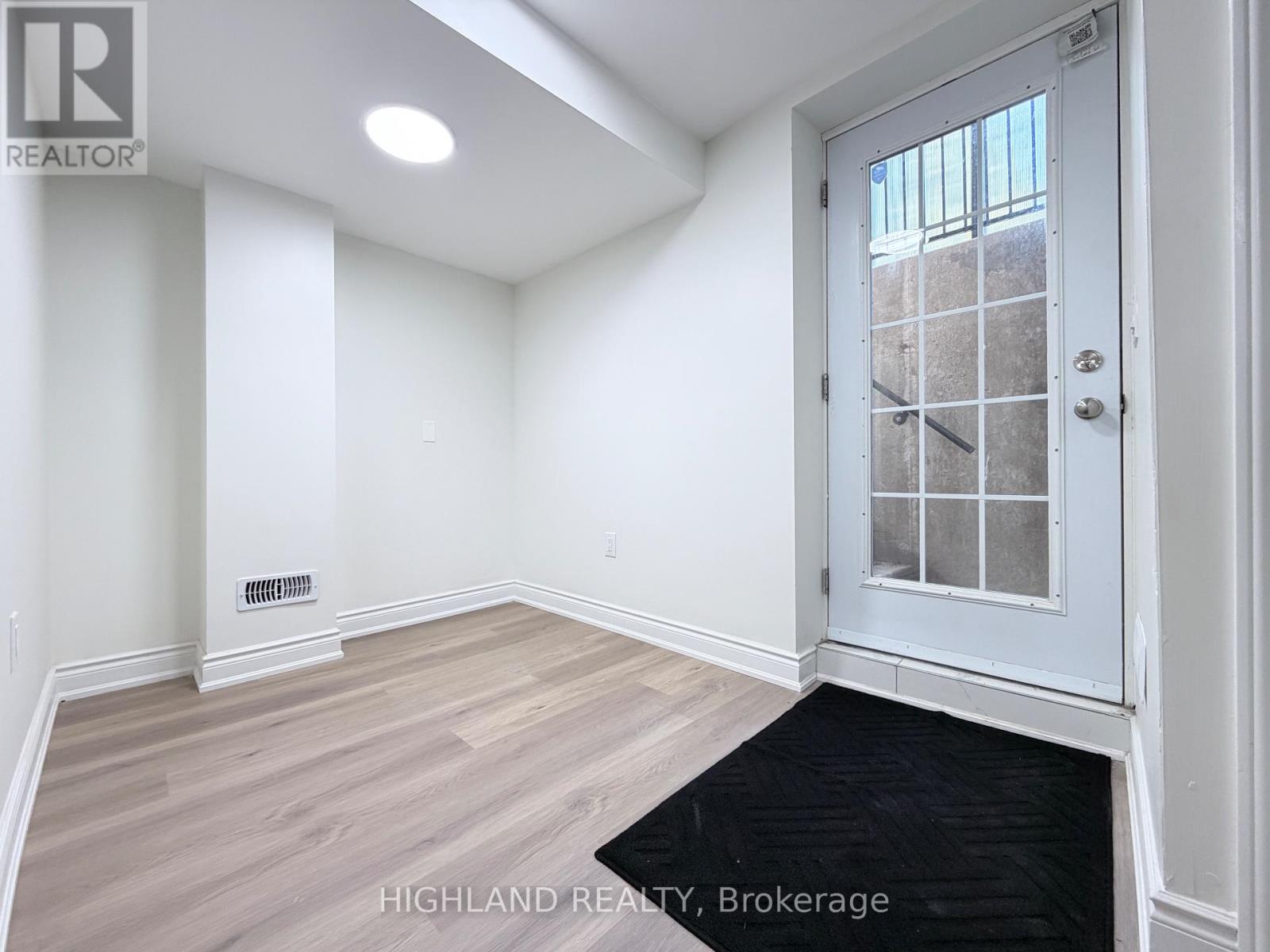 Bsmt - 5713 Sparkwell Drive, Mississauga, Ontario  L5R 3N8 - Photo 10 - W13712508