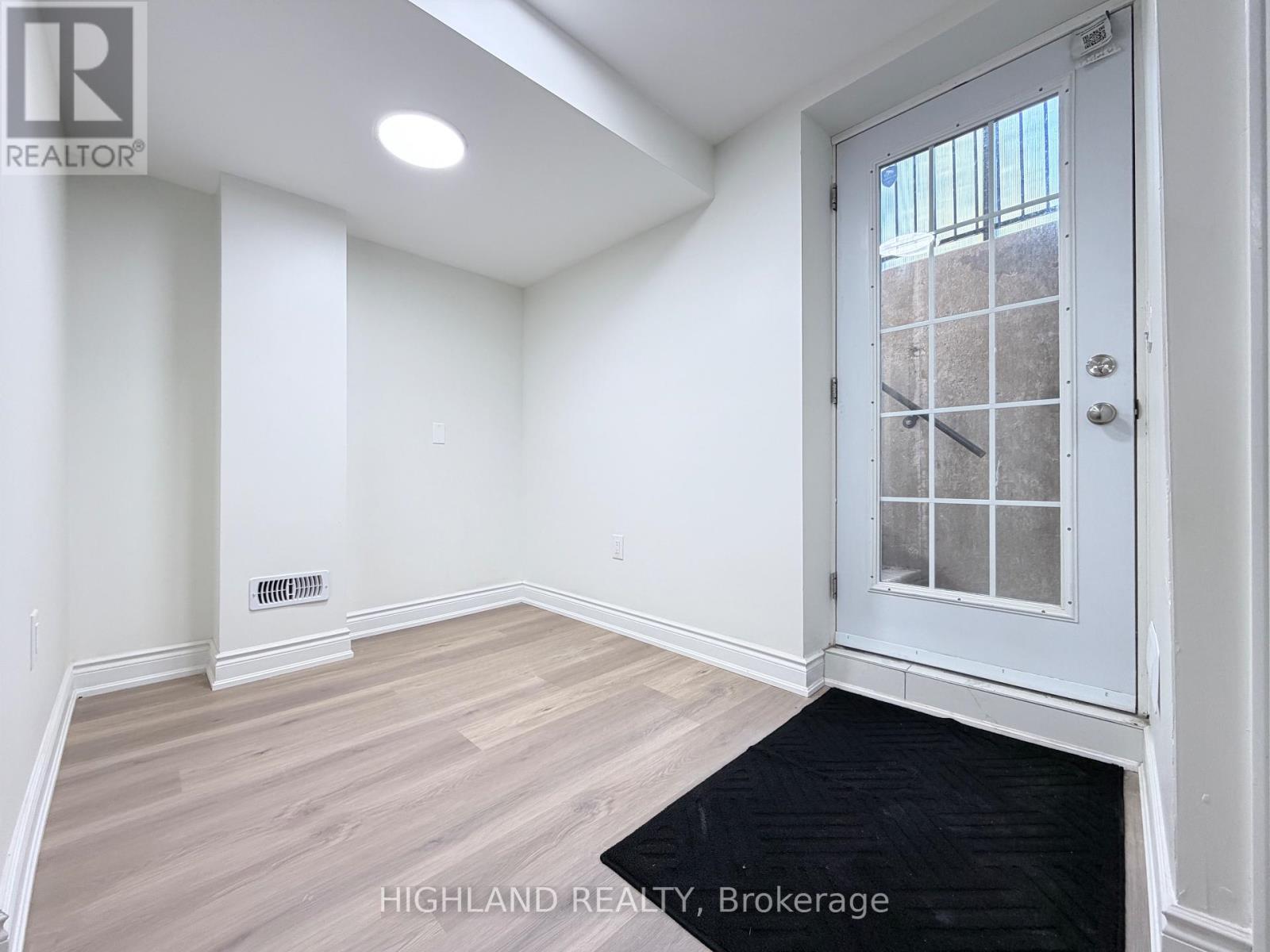 Bsmt - 5713 Sparkwell Drive, Mississauga, Ontario  L5R 3N8 - Photo 4 - W13712508