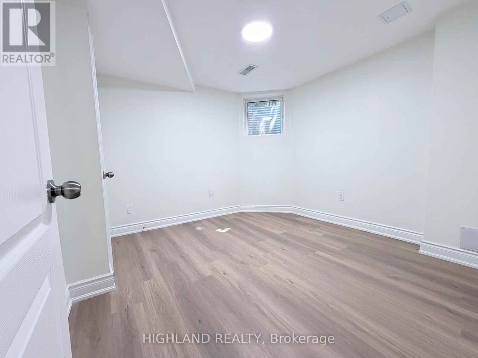 Bsmt - 5713 Sparkwell Drive, Mississauga, Ontario  L5R 3N8 - Photo 6 - W13712508