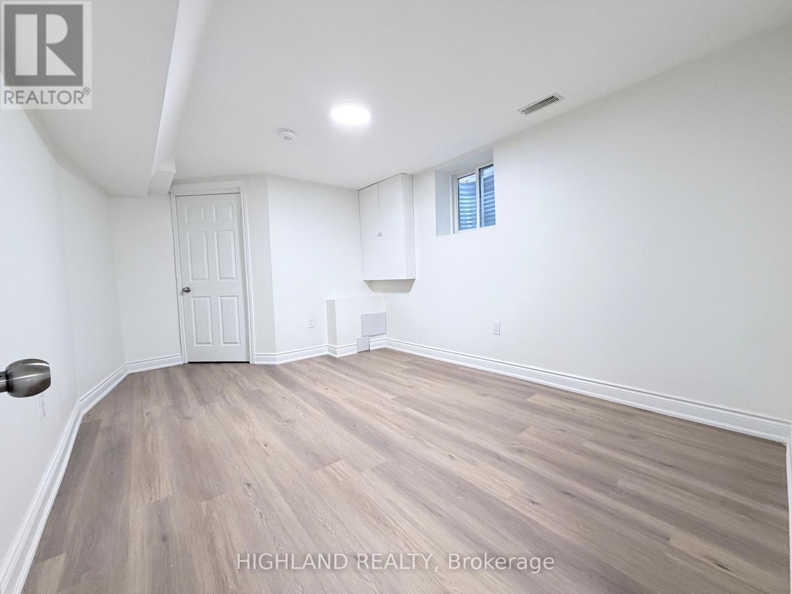Bsmt - 5713 Sparkwell Drive, Mississauga, Ontario  L5R 3N8 - Photo 8 - W13712508