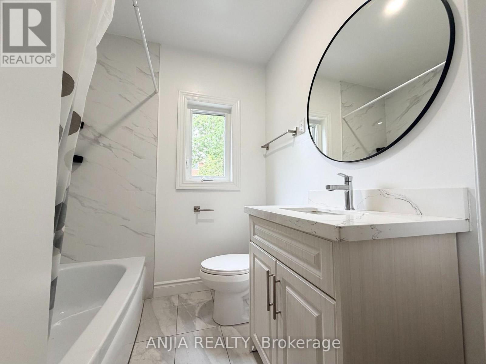 77 Nash Drive, Toronto, Ontario  M3M 2L6 - Photo 8 - W13712514