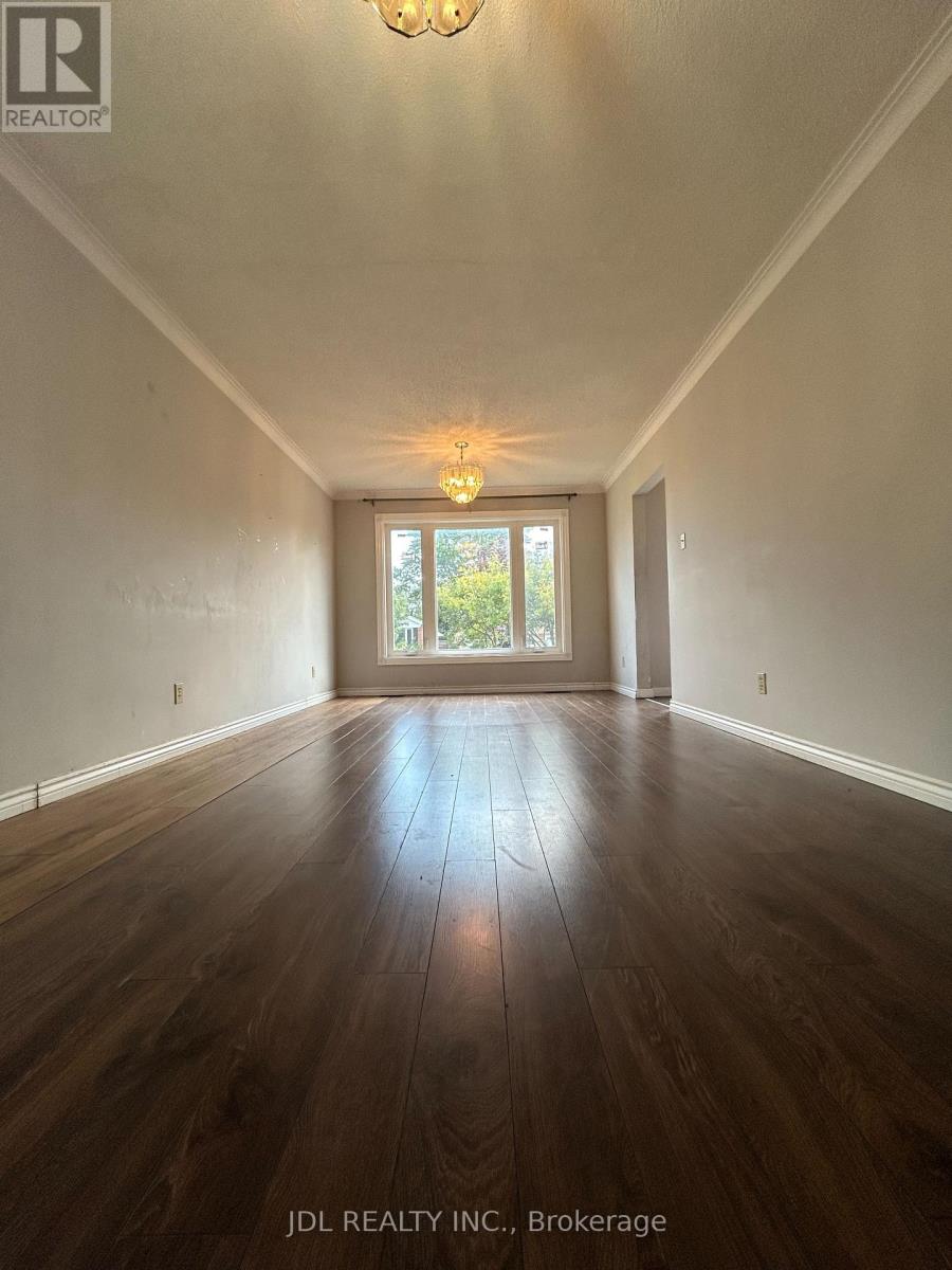 Three-Bedroom Main Floor - 8 Highwood Ave Avenue, Toronto, Ontario  M1R 2E4 - Photo 4 - E13704504