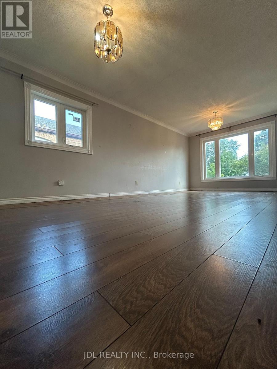 Three-Bedroom Main Floor - 8 Highwood Ave Avenue, Toronto, Ontario  M1R 2E4 - Photo 6 - E13704504