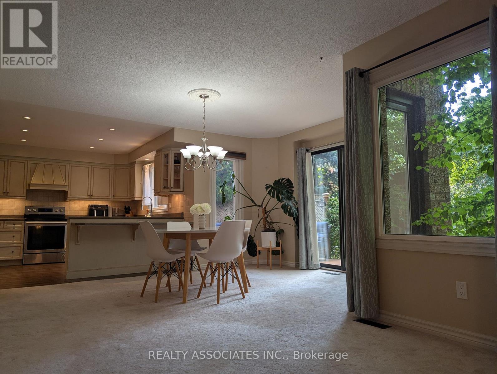 3279 Charlebrook Court, Mississauga, Ontario  L5L 5B4 - Photo 42 - W13709004