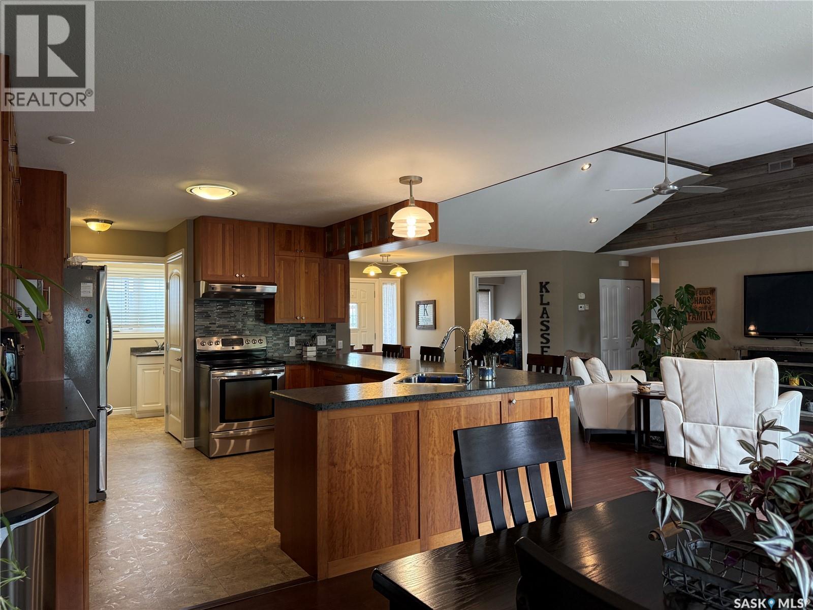 630 Saskatchewan Street, Central Butte, Saskatchewan  S0H 0T0 - Photo 24 - SK046535