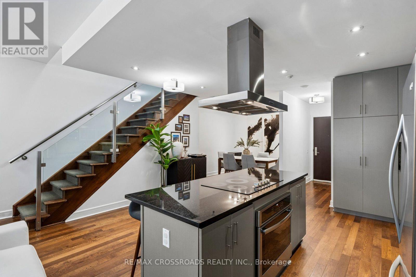 107 - 116 George Street, Toronto, Ontario  M5A 3S2 - Photo 2 - C13712552