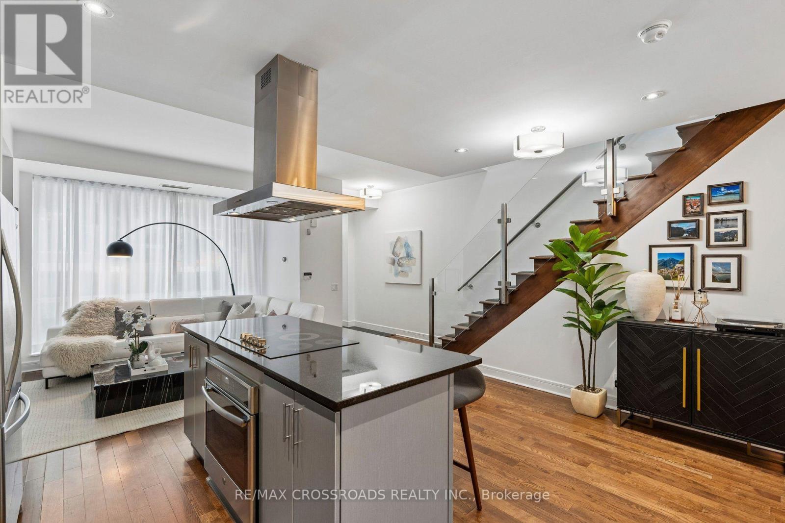 107 - 116 George Street, Toronto, Ontario  M5A 3S2 - Photo 4 - C13712552